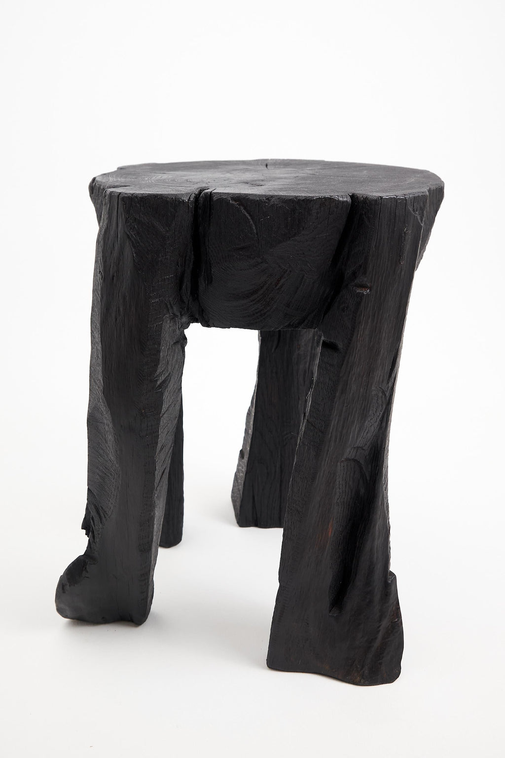https://a.1stdibscdn.com/logniture-solid-burnt-wood-oak-side-table-wine-table-chainsaw-carved-for-sale-picture-5/f_80402/f_417389221727899731887/_DSF8128_master.jpg