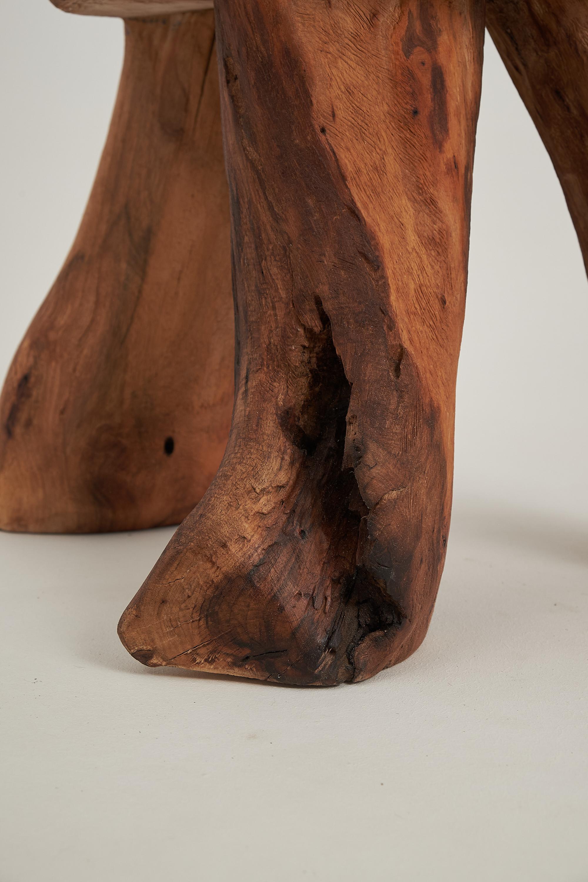 https://a.1stdibscdn.com/logniture-sculptural-carved-chair-from-walnut-wood-log-furniture-unique-for-sale-picture-11/f_80402/f_422265321731072703911/_DSF8645_master.jpg