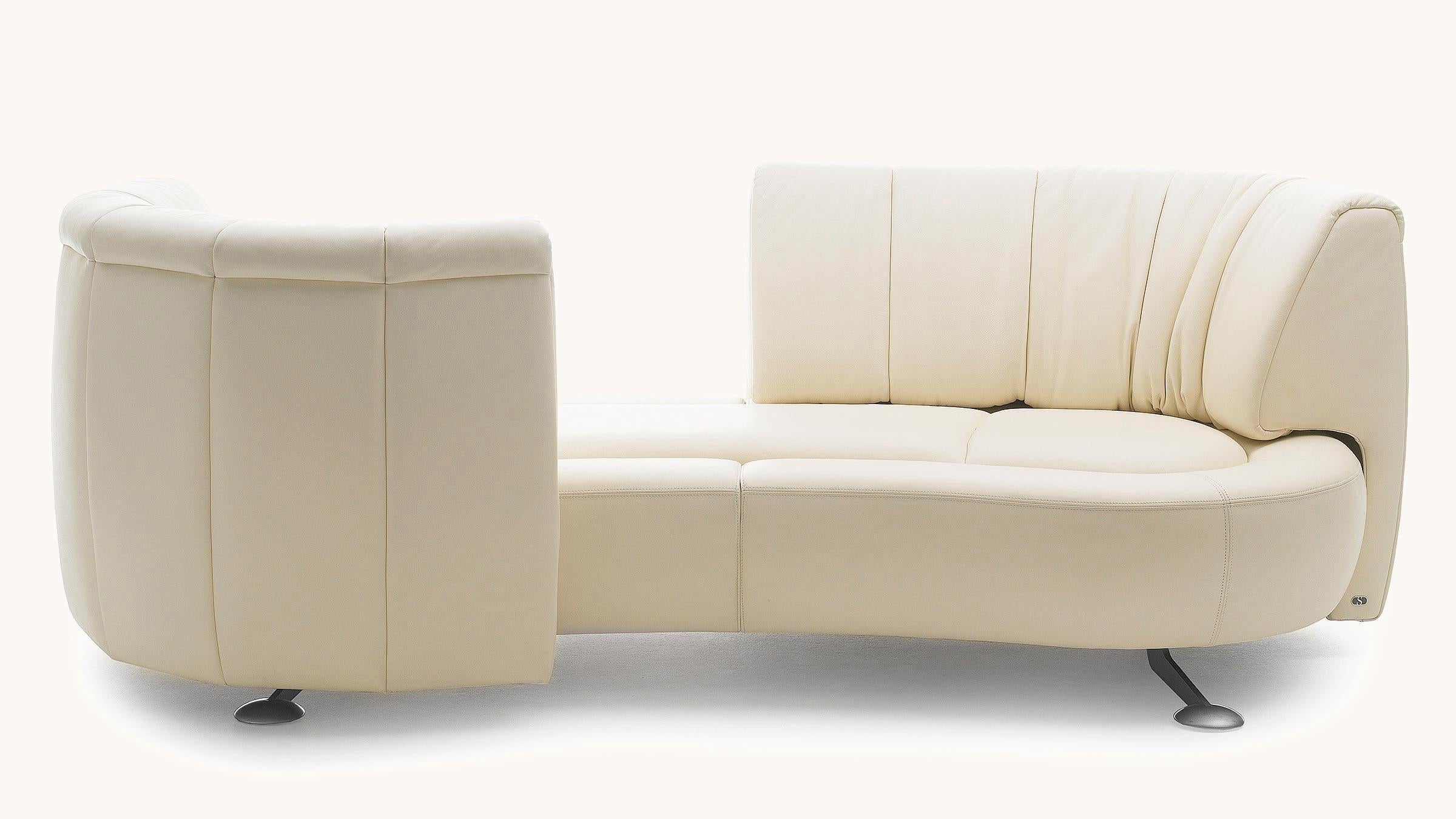 https://a.1stdibscdn.com/de-sede-ds-164-right-sofa-bed-in-off-white-upholstery-by-hugo-de-ruiter-for-sale-picture-4/22569652/f_324465721674814103714/DS_0164_sofa_leather_05_master_master.jpg