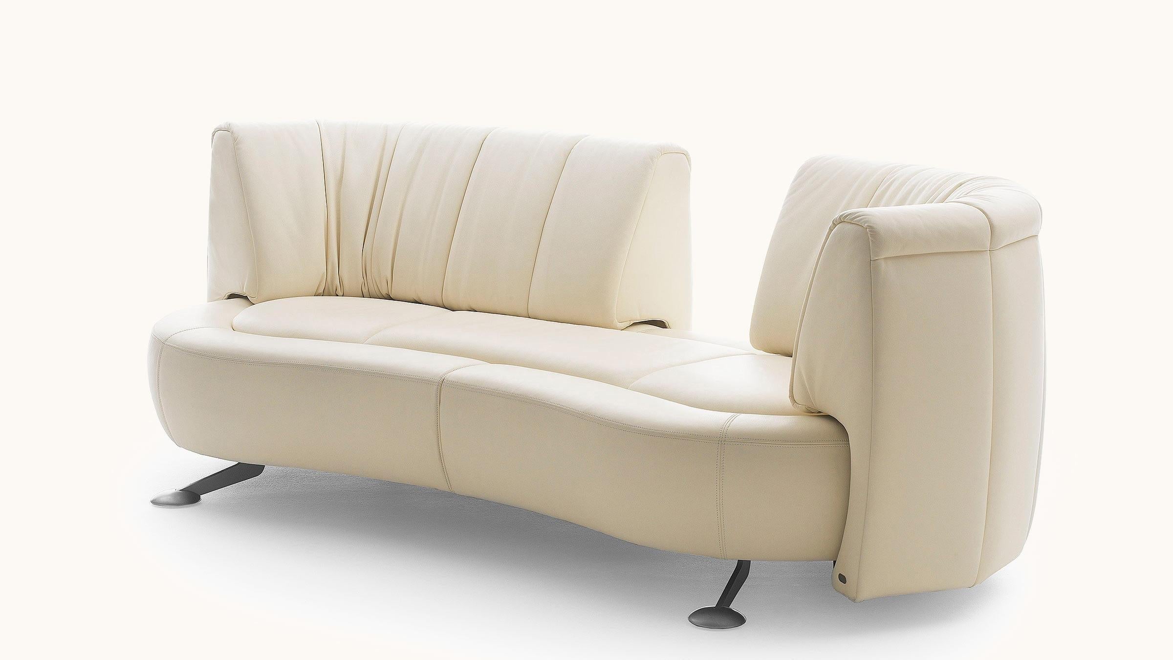 https://a.1stdibscdn.com/de-sede-ds-164-right-sofa-bed-in-off-white-upholstery-by-hugo-de-ruiter-for-sale-picture-5/22569652/f_324465721674814103433/DS_0164_sofa_leather_06_master_master.jpg