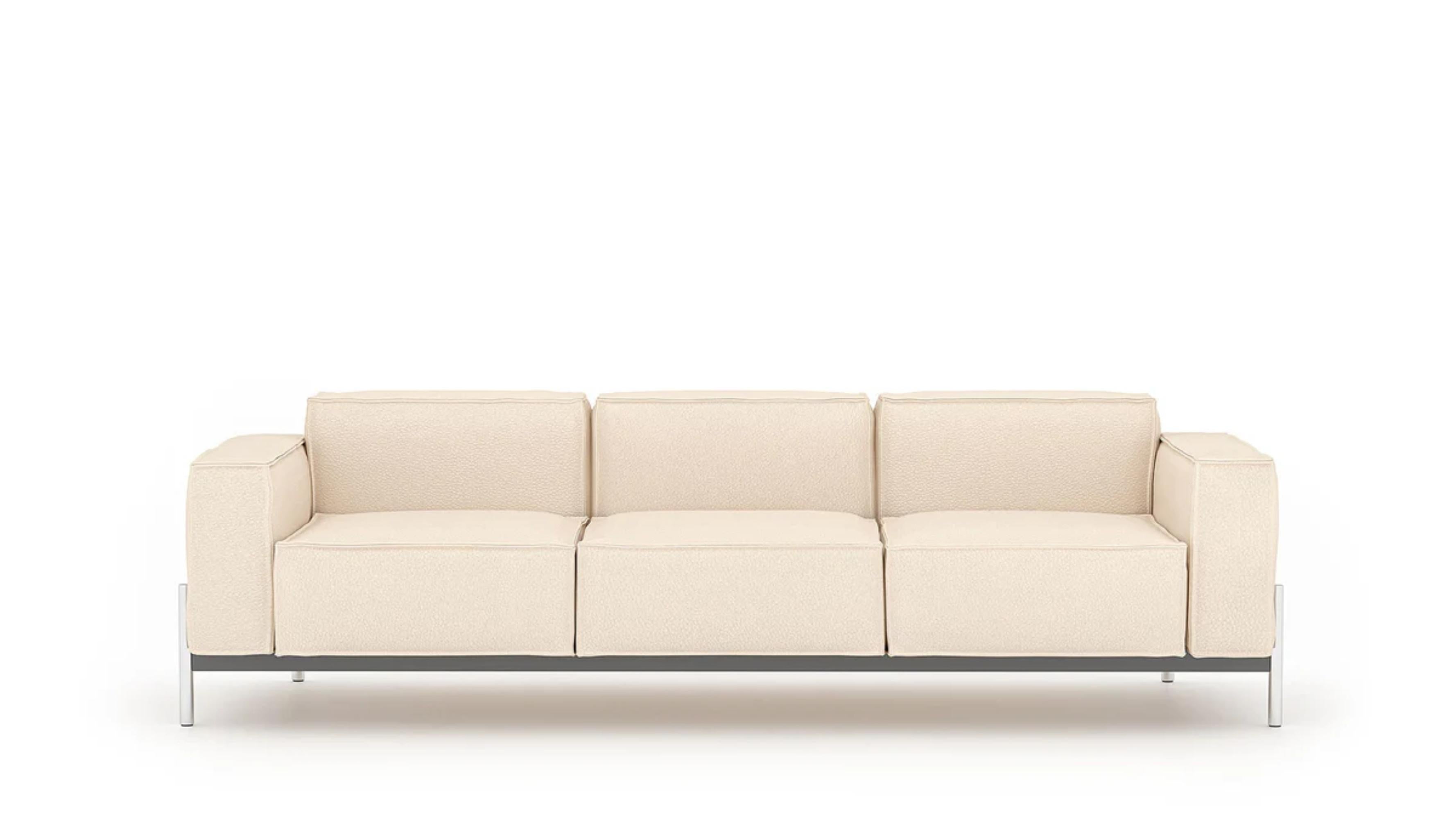 https://a.1stdibscdn.com/de-sede-ds-21-three-seat-sofa-in-leather-by-stephan-hurlemann-for-sale-picture-10/f_16392/f_324451021769784679826/DS_21_03_pcon_rend_4cb68154_493a_4829_b207_ec43d8c6e79e_1200x_master.jpg