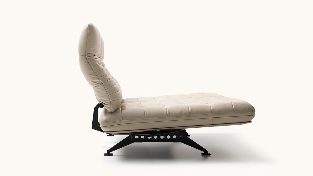 https://a.1stdibscdn.com/de-sede-ds-490-modular-sofa-in-off-white-upholstery-by-de-sede-design-team-for-sale-picture-7/22569652/f_324065221674642291927/DS_490_02_0066_02_2_master_master.jpg