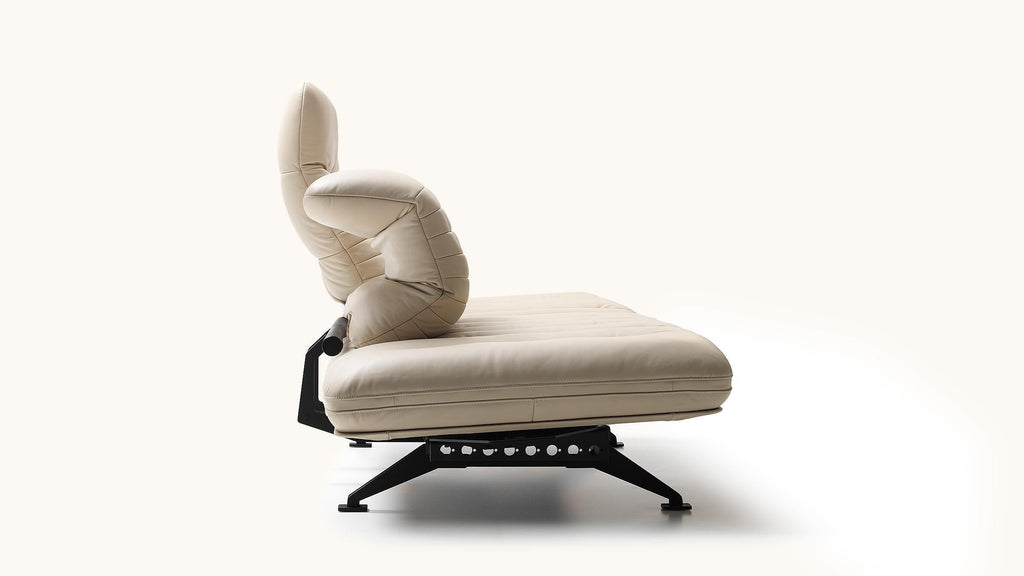 https://a.1stdibscdn.com/de-sede-ds-490-modular-sofa-in-off-white-upholstery-by-de-sede-design-team-for-sale-picture-8/22569652/f_324065221674642293219/DS_490_02_0066_02_master_master.jpg