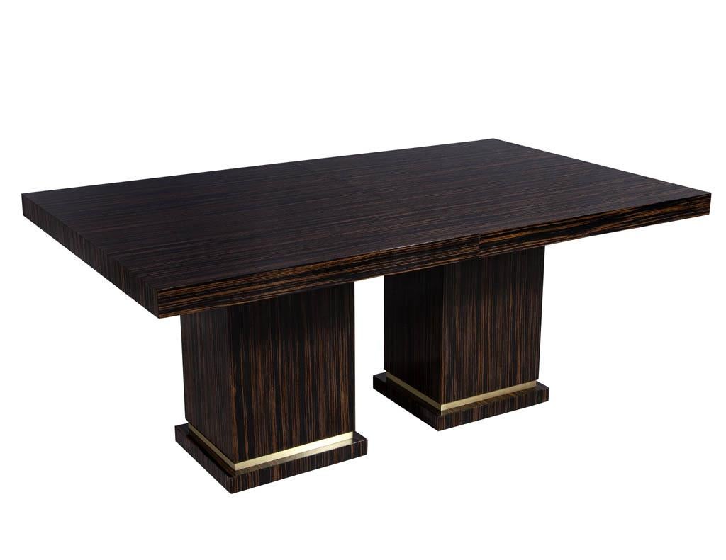 https://a.1stdibscdn.com/custom-modern-macassar-dining-table-with-art-deco-inspiration-for-sale-picture-8/f_8849/1548526256773/DS_5100_008_master.jpg