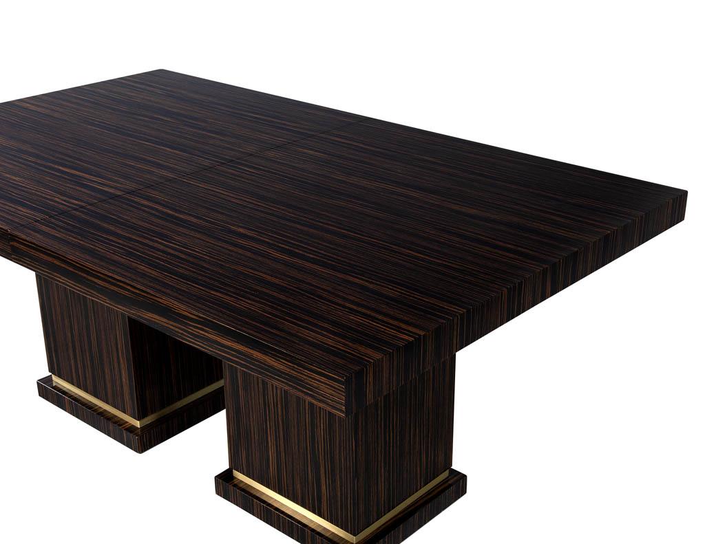 https://a.1stdibscdn.com/custom-modern-macassar-dining-table-with-art-deco-inspiration-for-sale-picture-9/f_8849/1548526257096/DS_5100_009_master.jpg