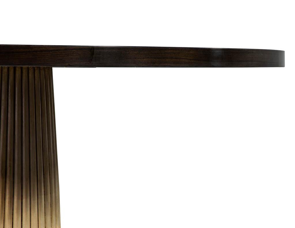 https://a.1stdibscdn.com/custom-walnut-sunburst-round-dining-table-by-carrocel-for-sale-picture-5/f_8849/1573014764494/DS_5104_Custom_Round_Sunburst_Walnut_Table_005_master.jpg