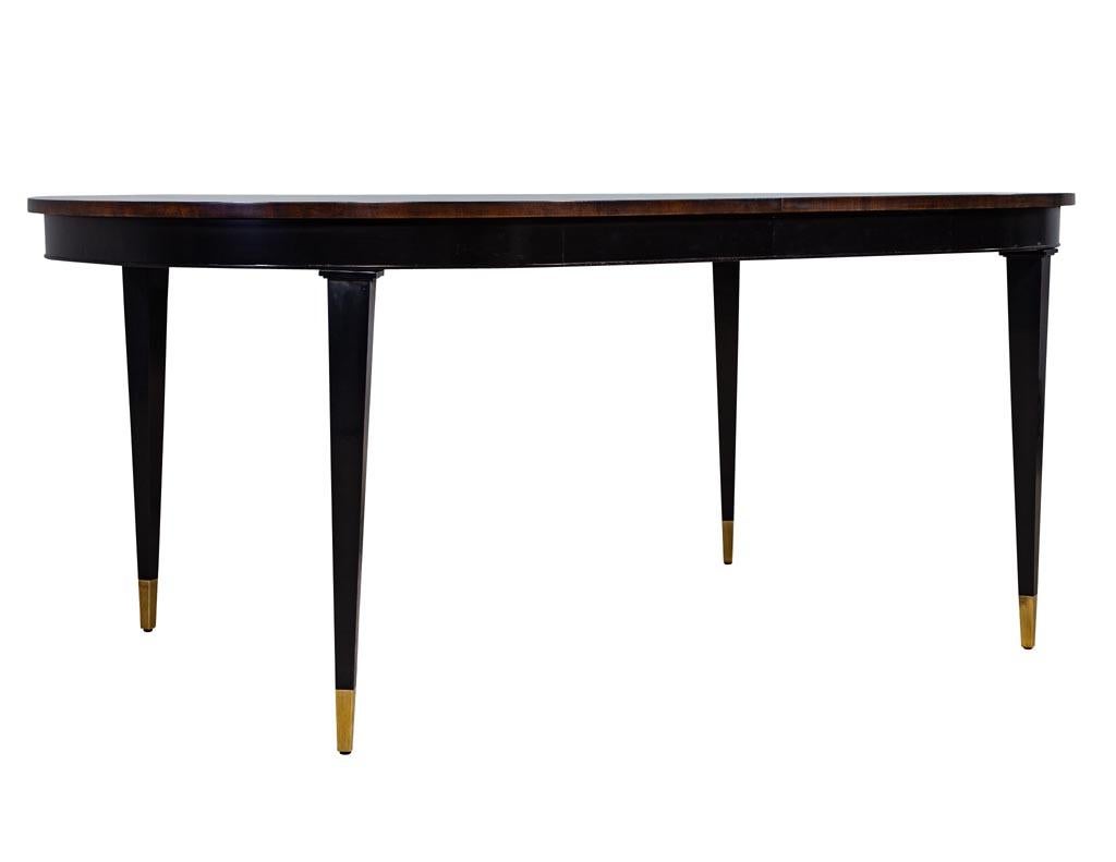 https://a.1stdibscdn.com/flamed-mahogany-dining-table-hepplewhite-inspired-for-sale-picture-10/f_8849/f_370162521699568224128/DS_5143_Mahogany_Oval_Dining_Table_0010_master.jpg