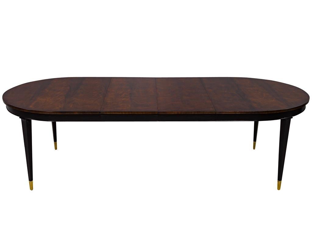 https://a.1stdibscdn.com/flamed-mahogany-dining-table-hepplewhite-inspired-for-sale-picture-2/f_8849/f_370162521699568219119/DS_5143_Mahogany_Oval_Dining_Table_002_master.jpg