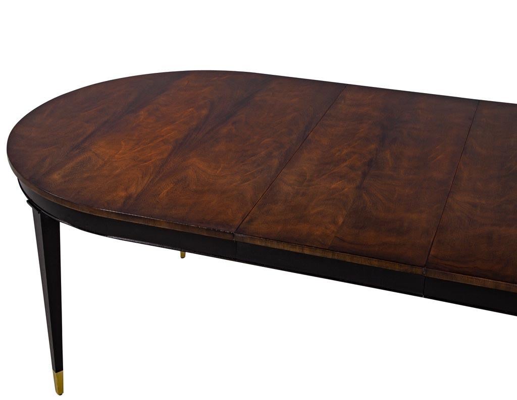 https://a.1stdibscdn.com/flamed-mahogany-dining-table-hepplewhite-inspired-for-sale-picture-3/f_8849/f_370162521699568219688/DS_5143_Mahogany_Oval_Dining_Table_003_master.jpg