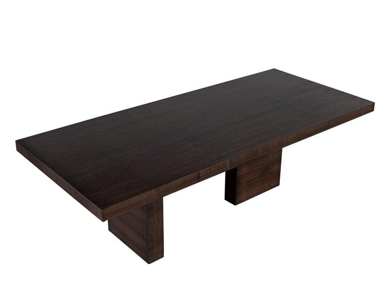 https://a.1stdibscdn.com/custom-modern-walnut-dining-table-with-column-pedestals-by-carrocel-for-sale-picture-4/f_8849/f_287512321653076873378/DS_5186_Custom_Modern_Walnut_Dining_Table_002_master.jpg?width=768