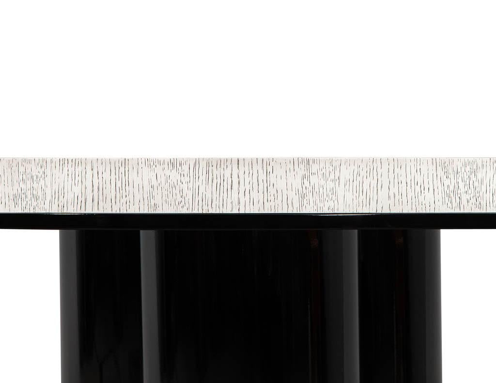 https://a.1stdibscdn.com/modern-round-cerused-oak-2-tone-dining-table-with-geometric-metal-pedestal-for-sale-picture-8/f_8849/f_312586821668122717190/DS_5209_Modern_Round_Cerused_Oak_Dining_Table_008_master.jpg