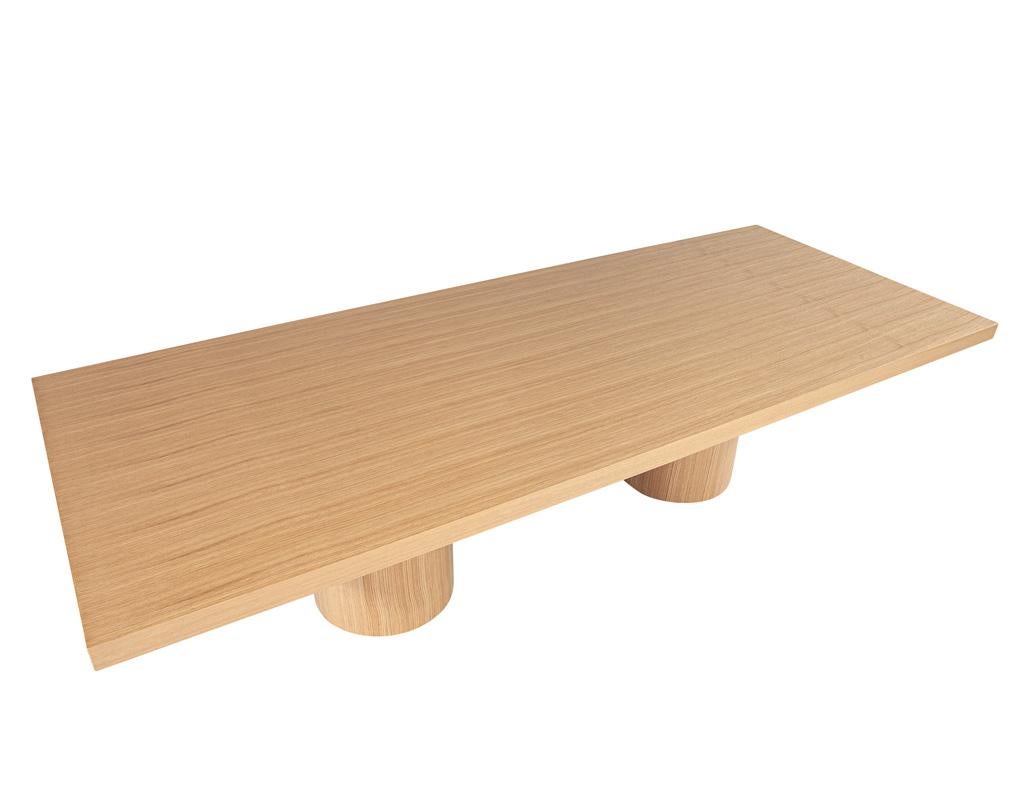 https://a.1stdibscdn.com/custom-modern-oak-dining-table-in-natural-finish-for-sale-picture-13/f_8849/f_412827821725050285808/DS_5240_Custom_Modern_Oak_Dining_Table_in_Natural_Finish_0015_master.jpg