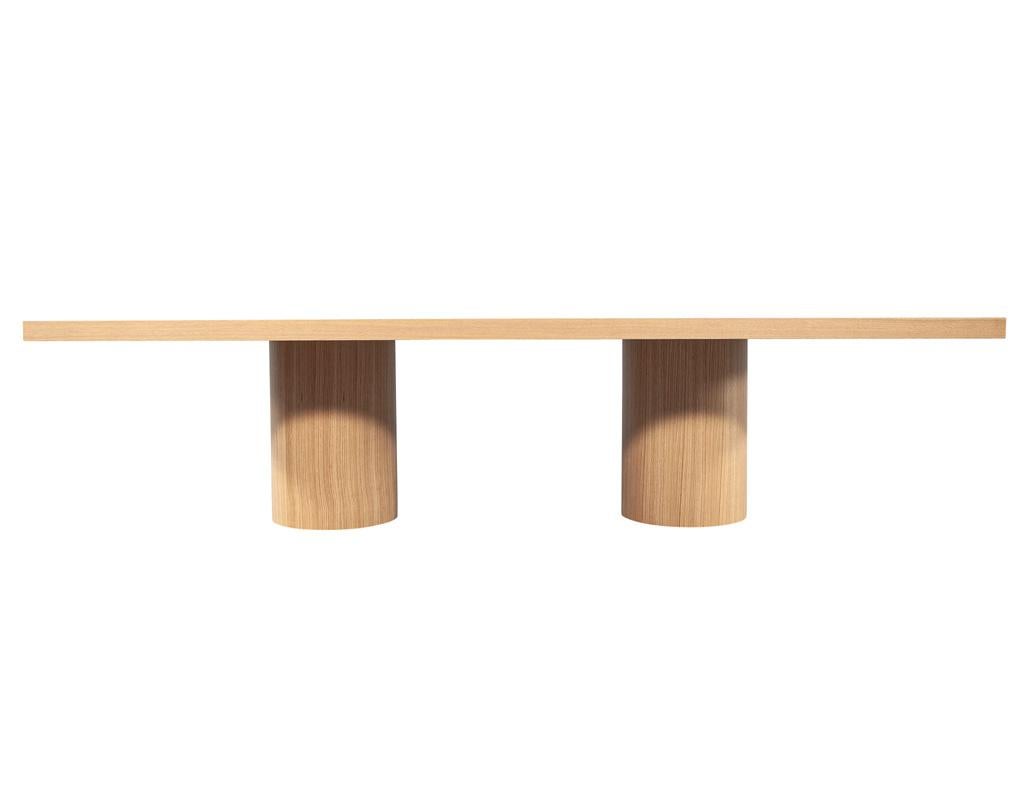 https://a.1stdibscdn.com/custom-modern-oak-dining-table-in-natural-finish-for-sale-picture-14/f_8849/f_412827821725050285778/DS_5240_Custom_Modern_Oak_Dining_Table_in_Natural_Finish_0016_master.jpg
