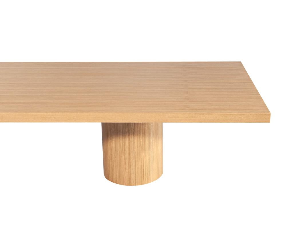 https://a.1stdibscdn.com/custom-modern-oak-dining-table-in-natural-finish-for-sale-picture-5/f_8849/f_412827821725050285059/DS_5240_Custom_Modern_Oak_Dining_Table_in_Natural_Finish_007_master.jpg