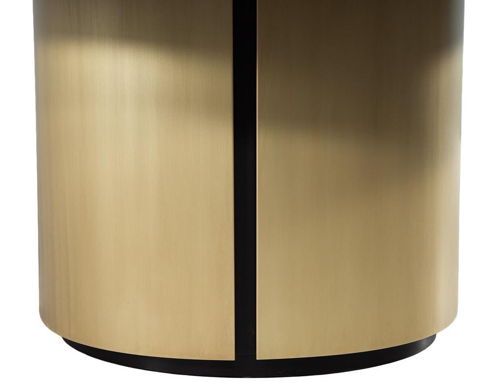 https://a.1stdibscdn.com/custom-modern-round-walnut-dining-table-in-sunburst-pattern-and-brass-base-for-sale-picture-9/f_8849/f_455275521750358075559/DS_5247_Custom_Modern_Round_Dining_Table_Sunburst_Brass_Base_008_master.jpg