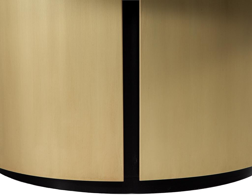 https://a.1stdibscdn.com/custom-modern-round-walnut-dining-table-in-sunburst-pattern-and-brass-base-for-sale-picture-10/f_8849/f_455275521750358075569/DS_5247_Custom_Modern_Round_Dining_Table_Sunburst_Brass_Base_009_master.jpg