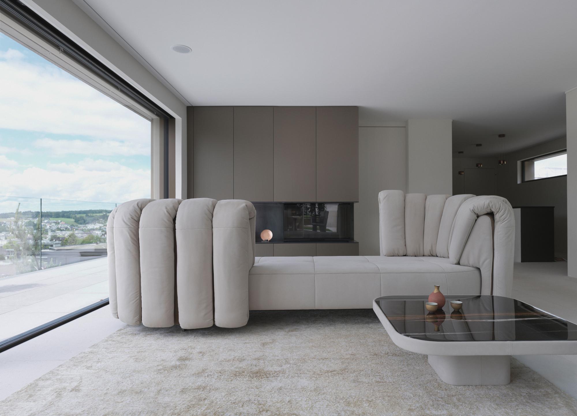 https://a.1stdibscdn.com/de-sede-ds-167-sofa-with-movable-backrest-in-perla-upholstery-by-hugo-de-ruiter-for-sale-picture-7/f_16392/f_324038321769383810508/DS_888_MoodKashmir_Sabbia_Naturale_Noce_04_print_1__master.jpg