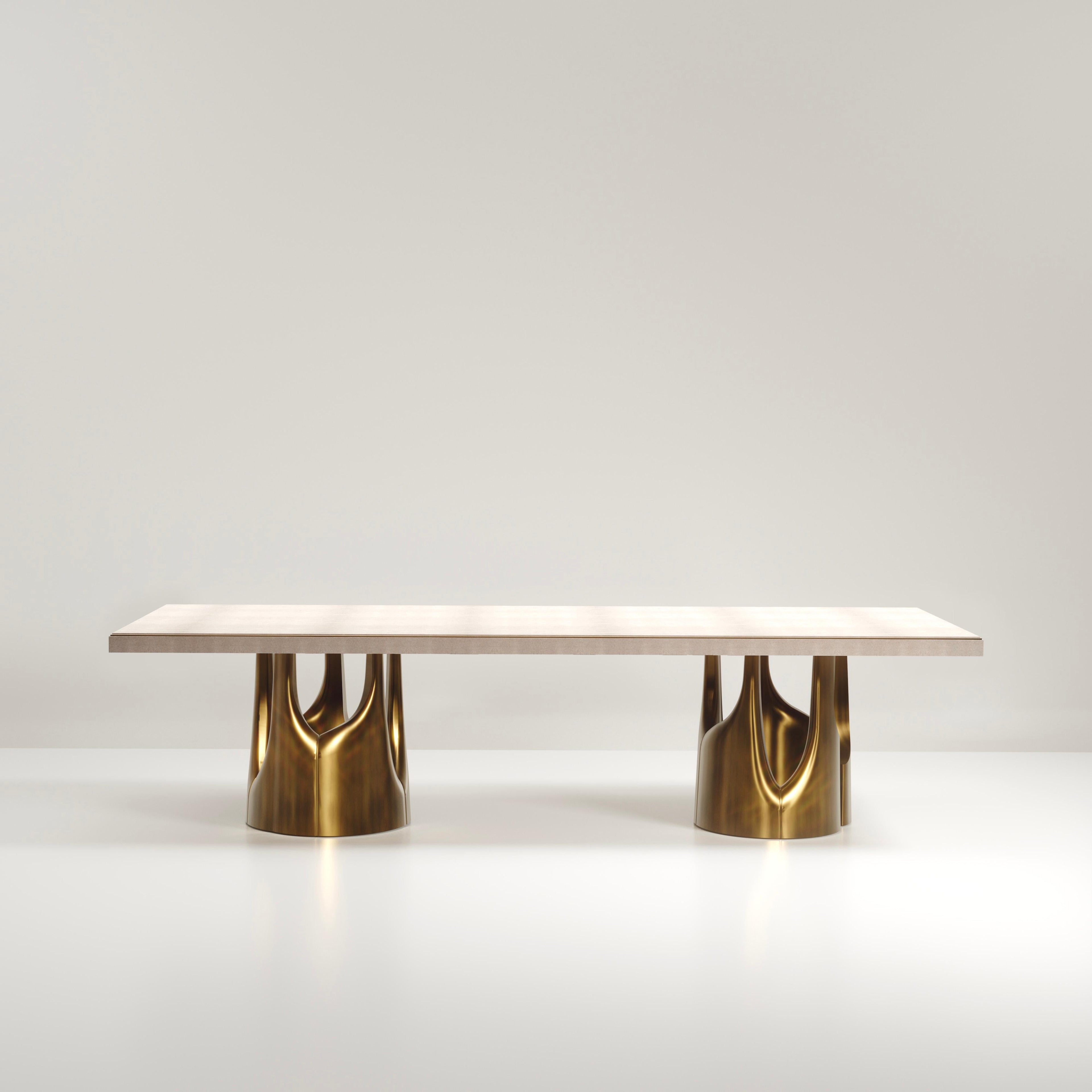 https://a.1stdibscdn.com/shagreen-breakfast-table-with-bronze-patina-brass-accents-by-ry-augousti-for-sale-picture-15/f_45491/f_333196421678954020512/DT01_BRG_D1_2_master.jpg