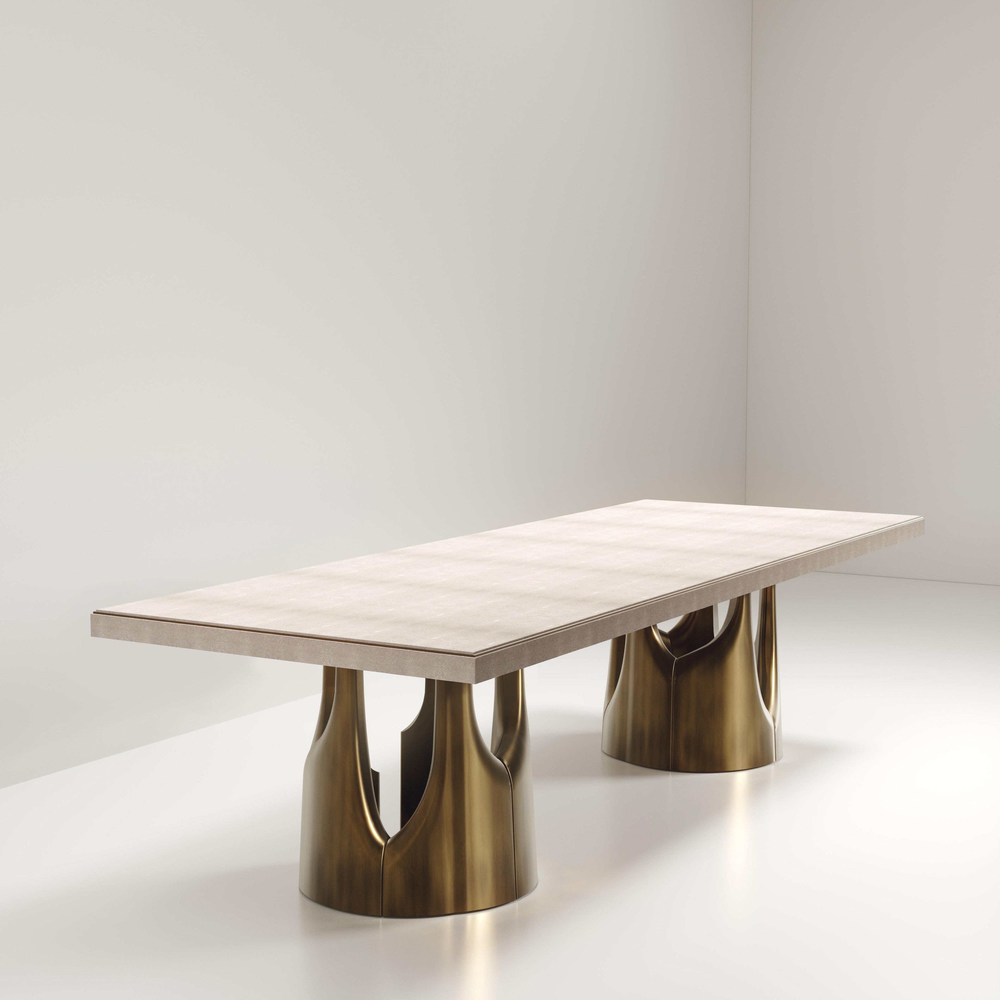 https://a.1stdibscdn.com/shagreen-dining-table-with-bronze-patina-brass-accents-by-ry-augousti-for-sale-picture-3/f_45491/f_333220021678963311250/DT01_BRG_D1_3_master.jpg