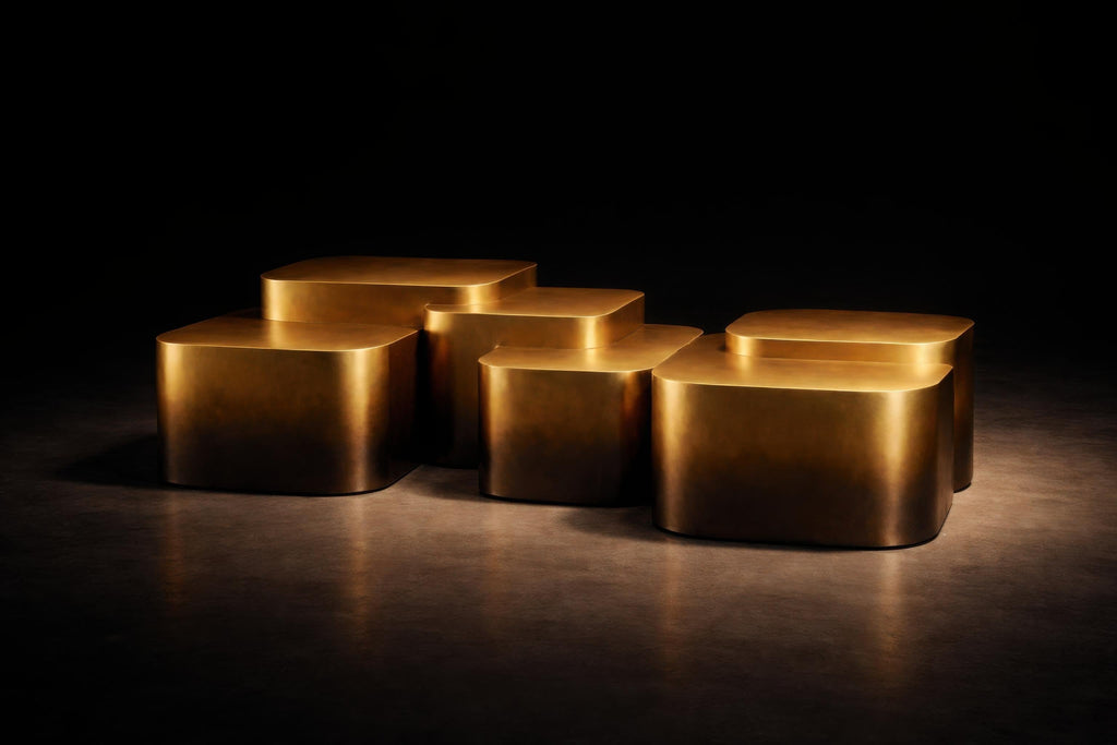 https://a.1stdibscdn.com/platea-coffee-table-golden-horizon-edition-for-sale-picture-7/f_27693/f_491851721773265236313/DW_ChatGPT_Image_Mar_11_2026_01_32_00_PM_gigapixel_standard_v2_2x_master.jpeg