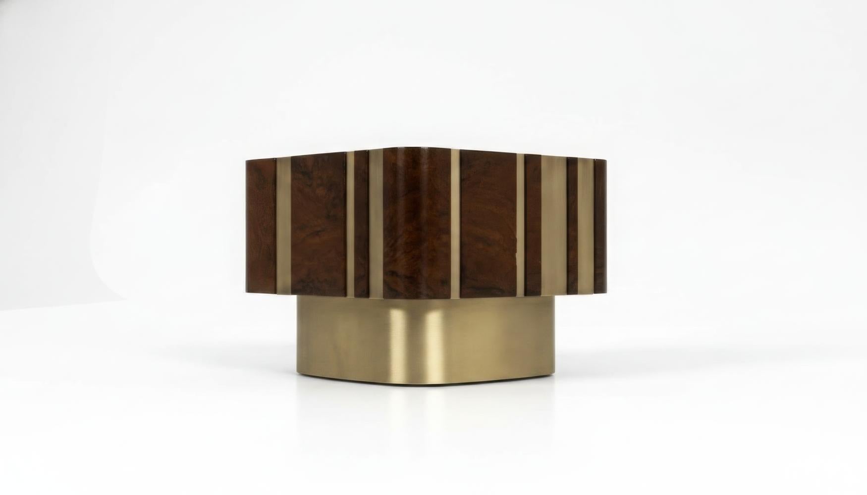https://a.1stdibscdn.com/deco-style-coffee-table-in-walnut-root-oxidized-brass-by-jose-de-castro-for-sale-picture-3/f_27693/f_461438521777584254436/DW_Whisk_d5048a067294f42b4a74c44c4d904b9ddr_1_gigapixel_standard_v2_1000h_master.jpeg