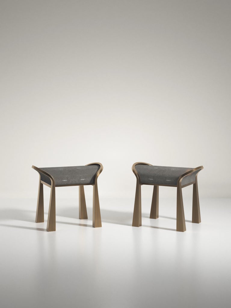 https://a.1stdibscdn.com/velvet-upholstered-stool-with-sculptural-brass-legs-by-ry-augousti-for-sale-picture-17/f_45491/f_406273521721025471562/DY66_BRG_D1560006_X_master.jpg?width=768