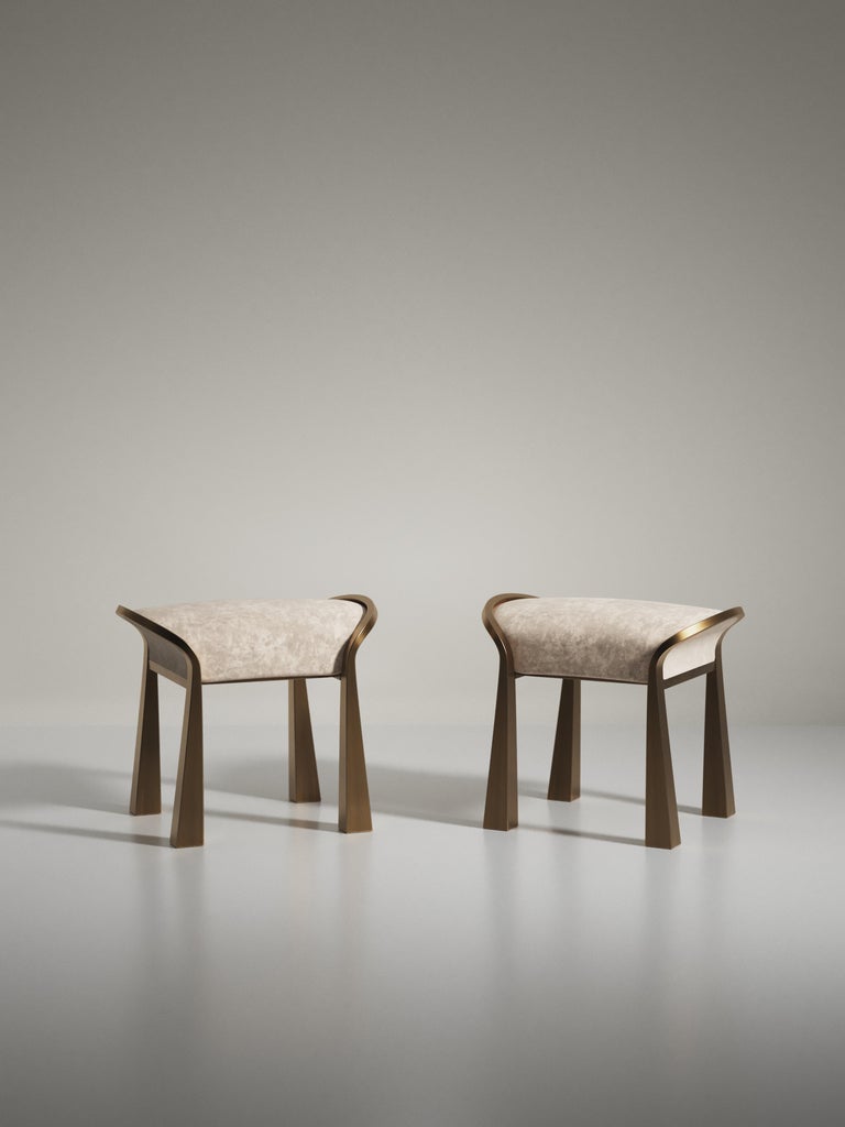 https://a.1stdibscdn.com/velvet-upholstered-stool-with-sculptural-brass-legs-by-ry-augousti-for-sale-picture-6/f_45491/f_406273521721025462860/DY66_BRG_VL00006_master.jpg?width=768