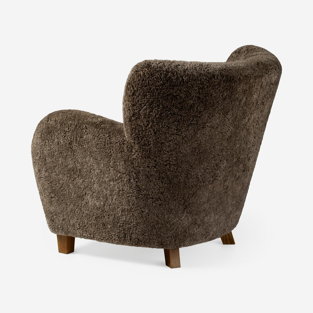 https://a.1stdibscdn.com/custom-made-sheepskin-karu-lounge-chair-for-sale-picture-4/f_67442/f_289369721738077726119/Dagmar_Karu_Chair_SK_Sahara_Fumed_Oak_Rear_1__master.jpg