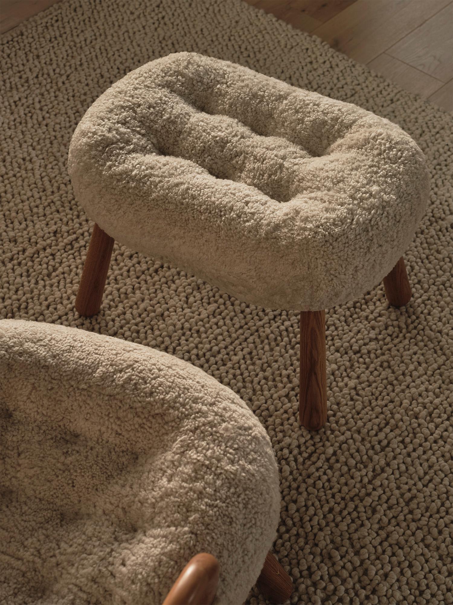 https://a.1stdibscdn.com/arnold-madsen-sheepskin-clam-stool-for-sale-picture-6/f_13332/f_427735021734354730839/Dagmar_Showroom_0175_copy_master.jpg