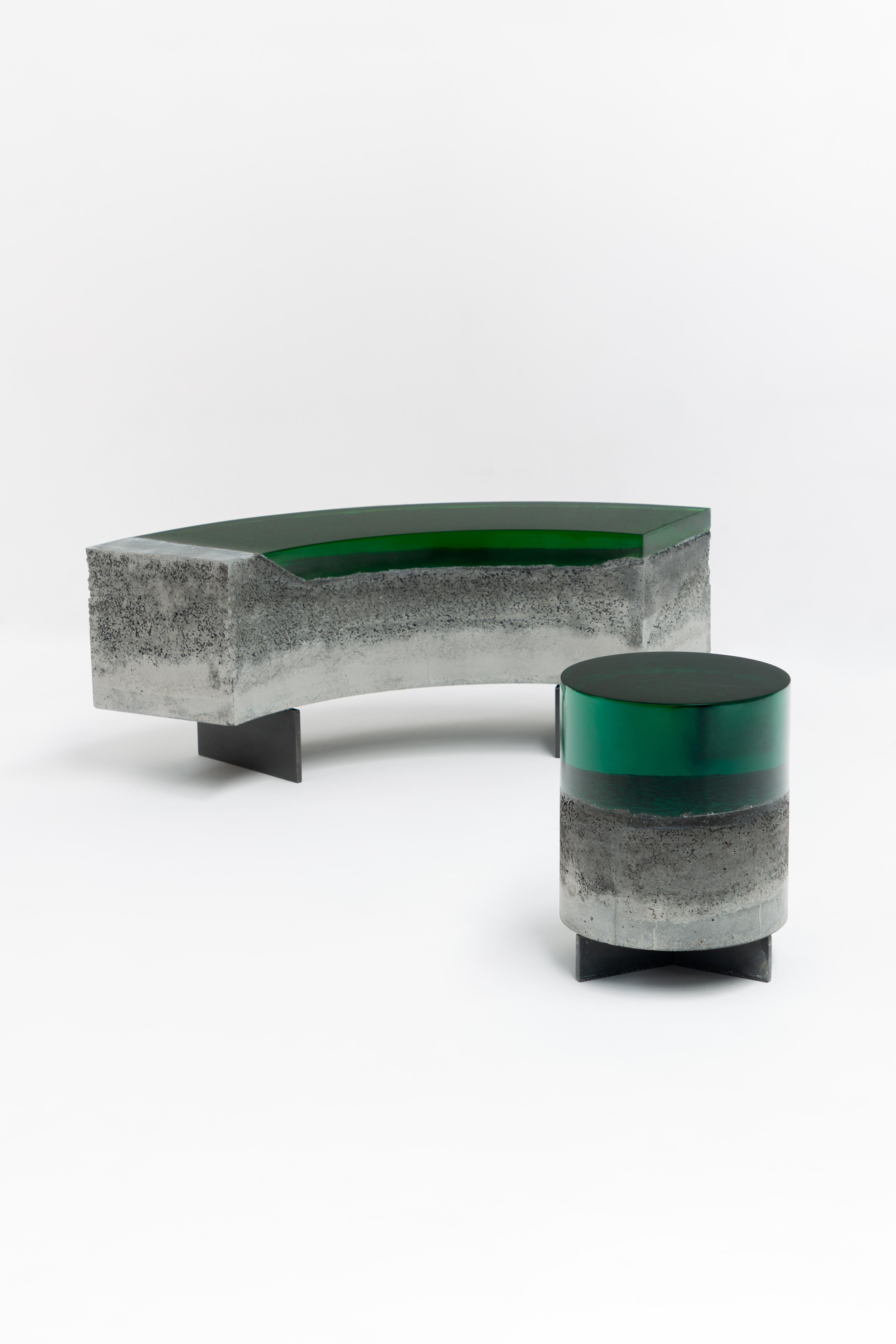 https://a.1stdibscdn.com/cala-bench-by-draga-aurel-for-sale-picture-2/f_12192/f_489912721772118856084/DandA_CALA_bench_coffee_table_Federica_Lissoni_1__master.jpg