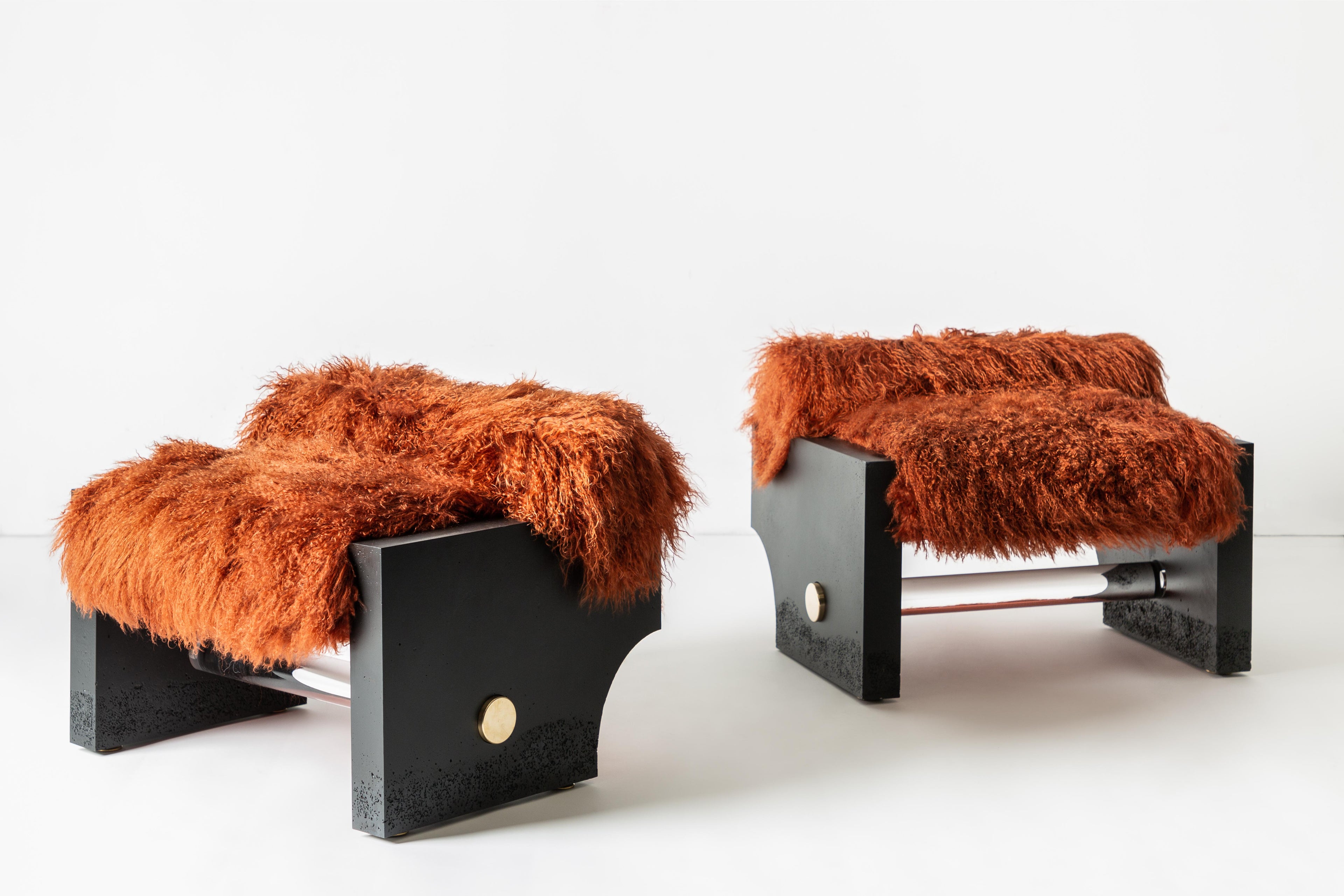 https://a.1stdibscdn.com/rive-armchair-by-draga-aurel-for-sale-picture-3/f_12192/f_489929321772123897296/DandA_RIVE_armchair_photo_Federica_Lissoni_1__master.jpg