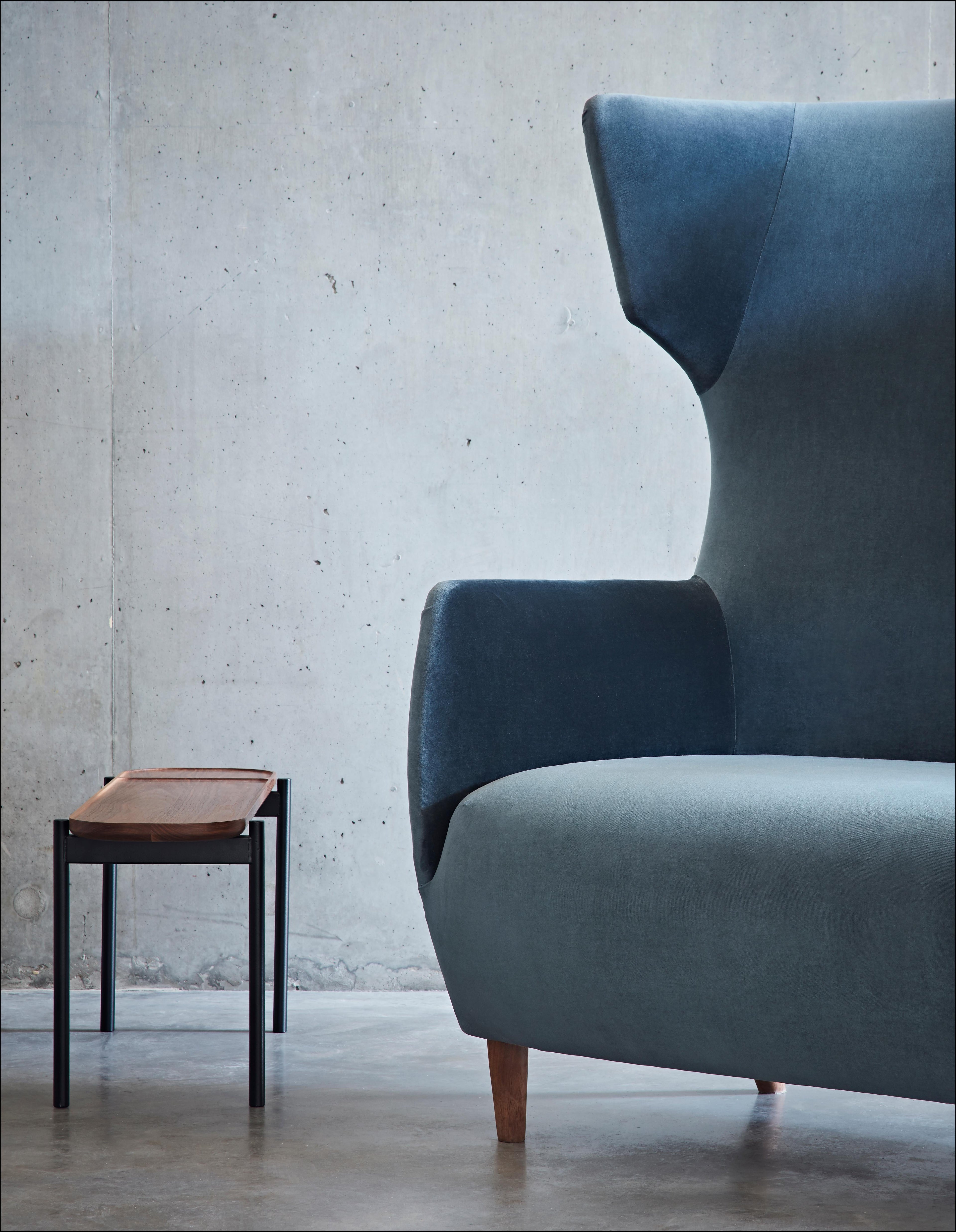 https://a.1stdibscdn.com/hardy-wingback-chair-by-dare-studio-for-sale-picture-4/f_12192/f_323936421674576212228/Dare_Studio_10_18_4327_HRC_master.jpg