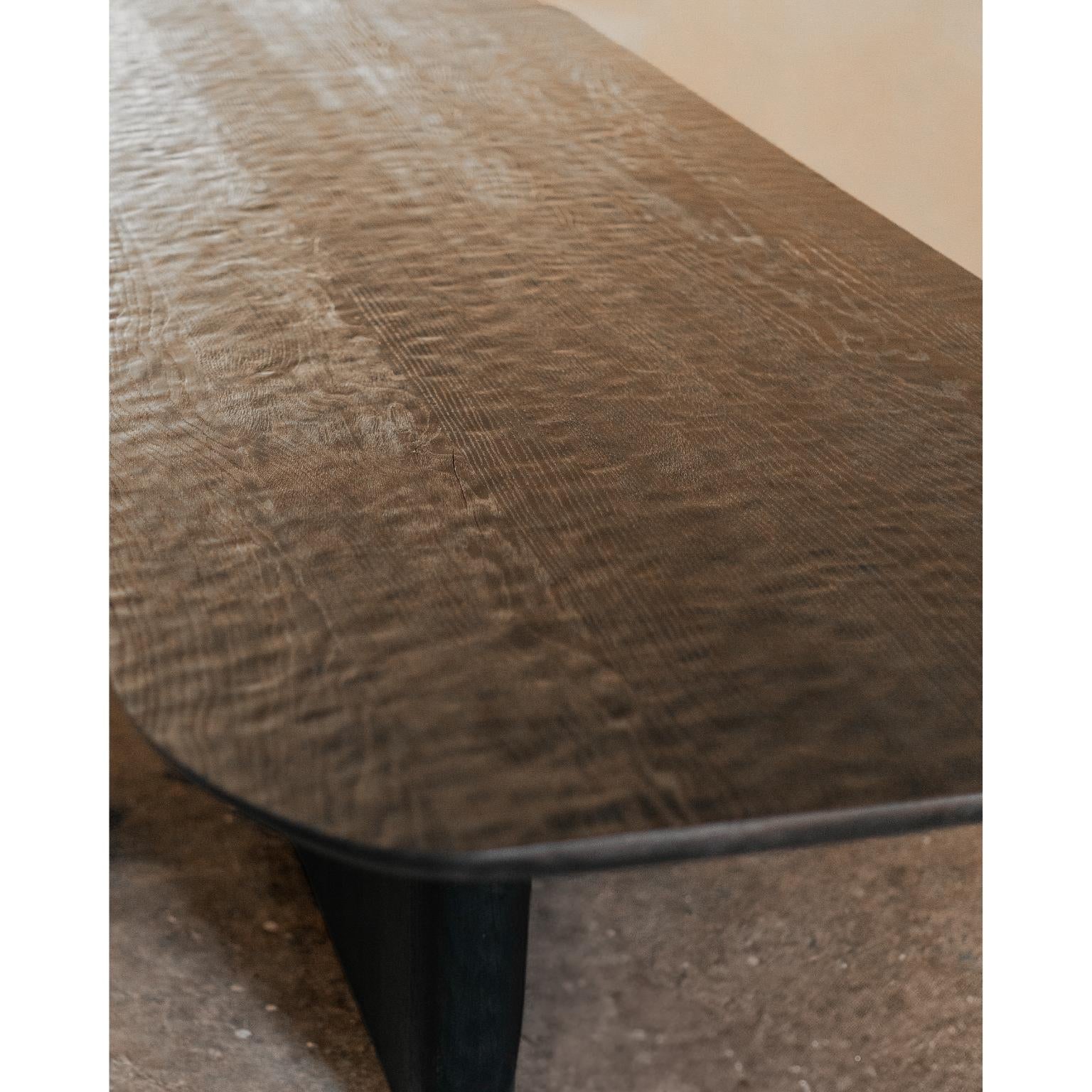 https://a.1stdibscdn.com/handmade-burnt-european-oak-contemporary-darling-dining-table-by-dennis-kaiser-for-sale-picture-5/f_12192/f_450254321747243519692/Darling_Dining_Table_1_master.jpg