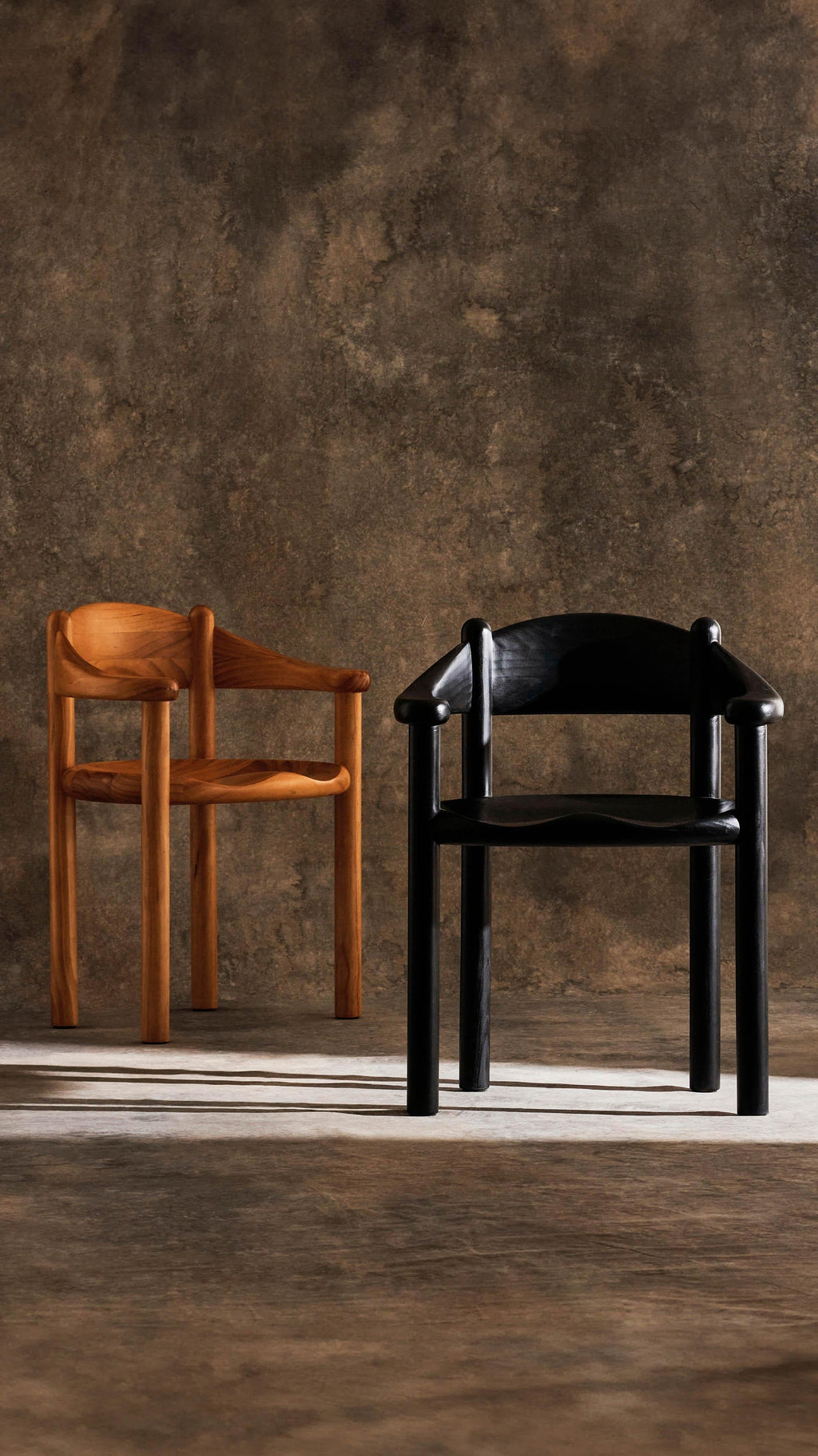 https://a.1stdibscdn.com/daumiller-armchair-for-gubi-in-brown-black-pine-for-sale-picture-5/f_14472/f_389799121711186594784/Daumiller_SS24_Story_1_clean_master.jpg