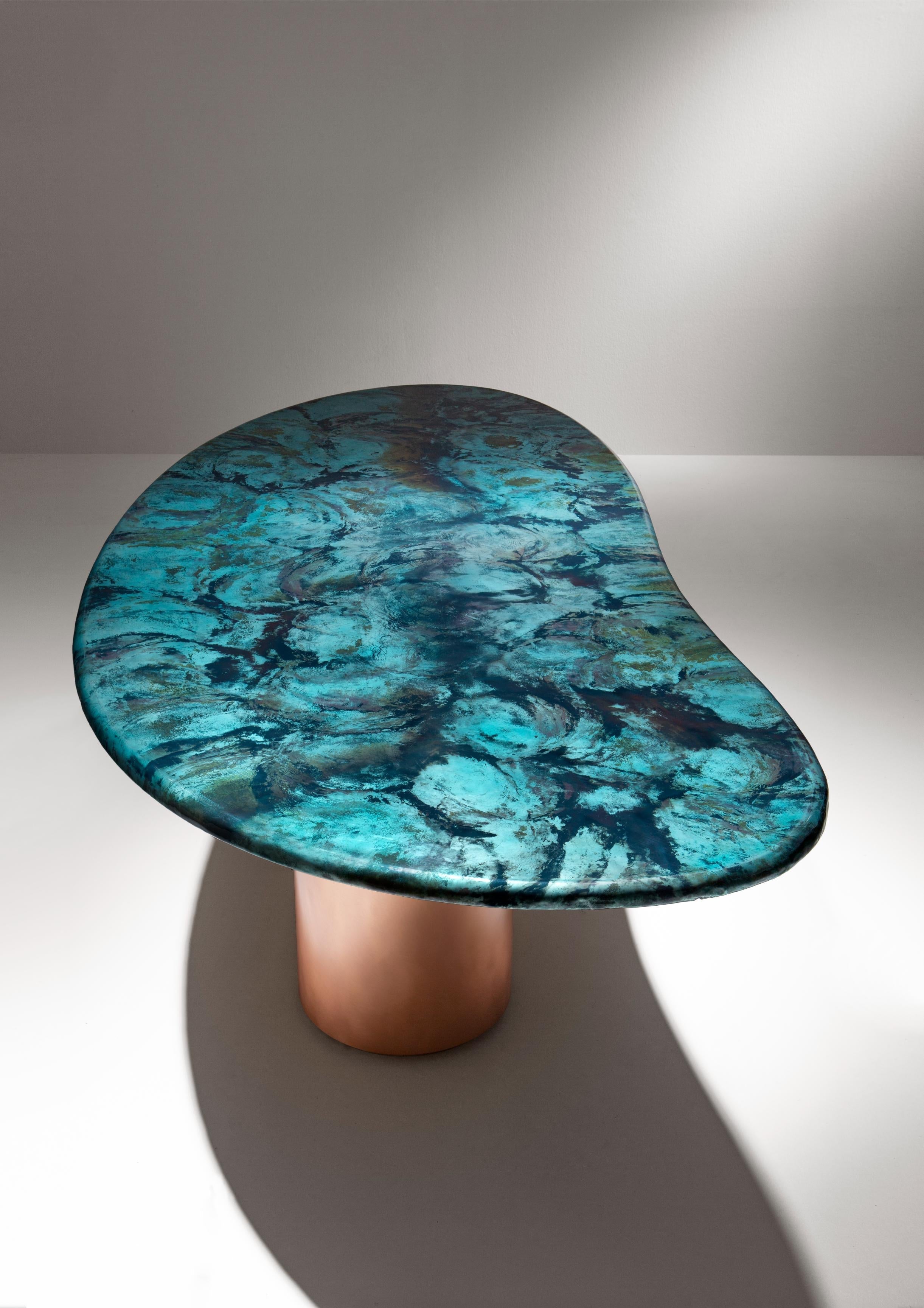 https://a.1stdibscdn.com/baia-table-by-de-castelli-for-sale-picture-3/f_12192/f_405474421720529848605/De_Castelli_Baia_Design_Zanellato_Bortotto_PH_Alberto_Parise_5_master.jpg