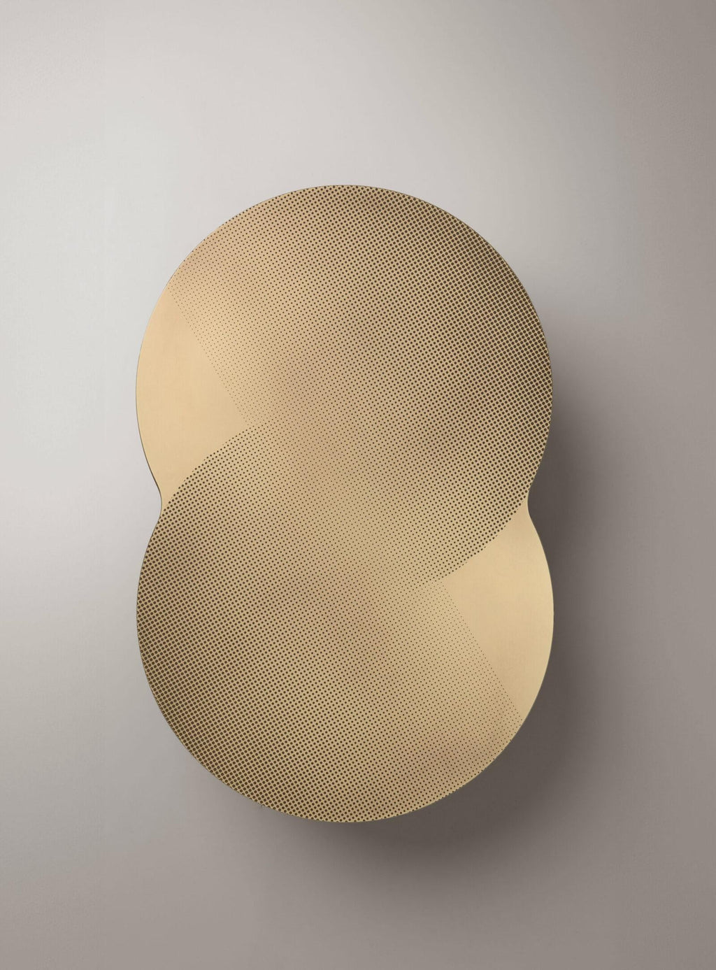 https://a.1stdibscdn.com/decastelli-flocks-32-coffee-table-in-brass-by-matteo-zorzenoni-for-sale-picture-5/f_16392/f_399254021716911389452/De_Castelli_FLOCKS_Design_Matteo_Zorzenoni_PH_Alberto_Parise_4_scaled_1600x9999_master.jpg
