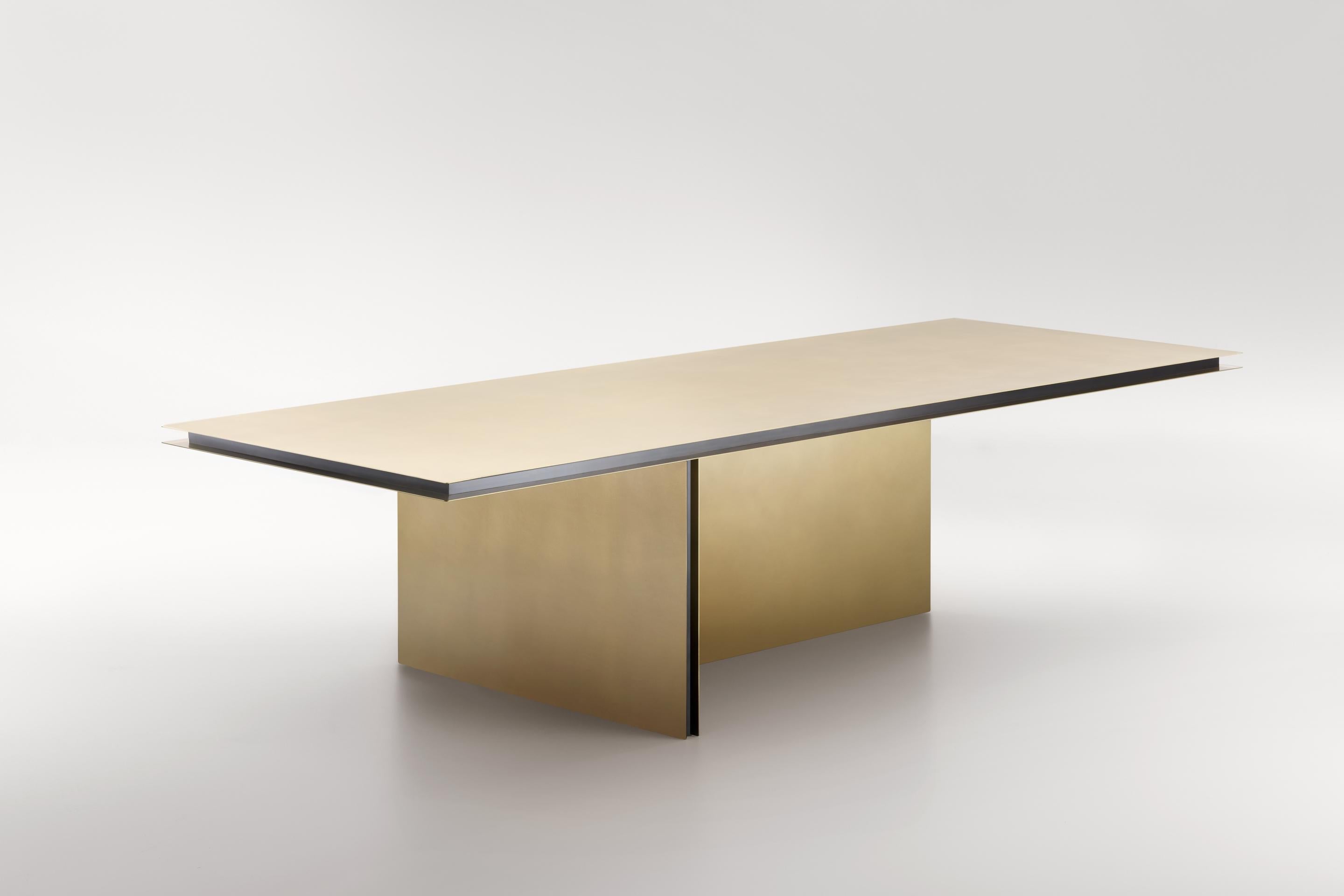 https://a.1stdibscdn.com/folio-table-by-de-castelli-for-sale-picture-5/f_12192/f_405877521720719917960/De_Castelli_FOLIO_Design_Draw_Studio_PH_Alberto_Parise_5_master.jpg