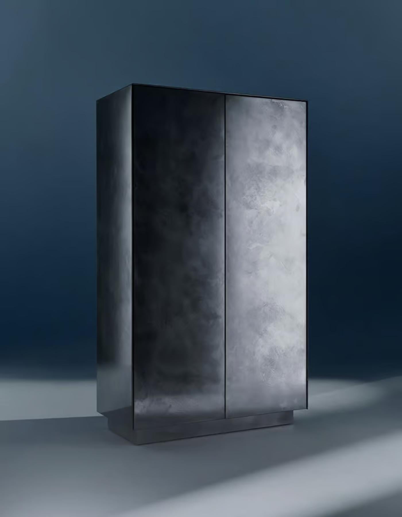 https://a.1stdibscdn.com/decastelli-marea-cabinet-in-iridium-finish-by-zanellato-bortotto-for-sale-picture-5/f_16392/f_457937621752057222099/De_Castelli_Iridium_Edition_Photo_Mattia_Balsamini_23_master.jpg