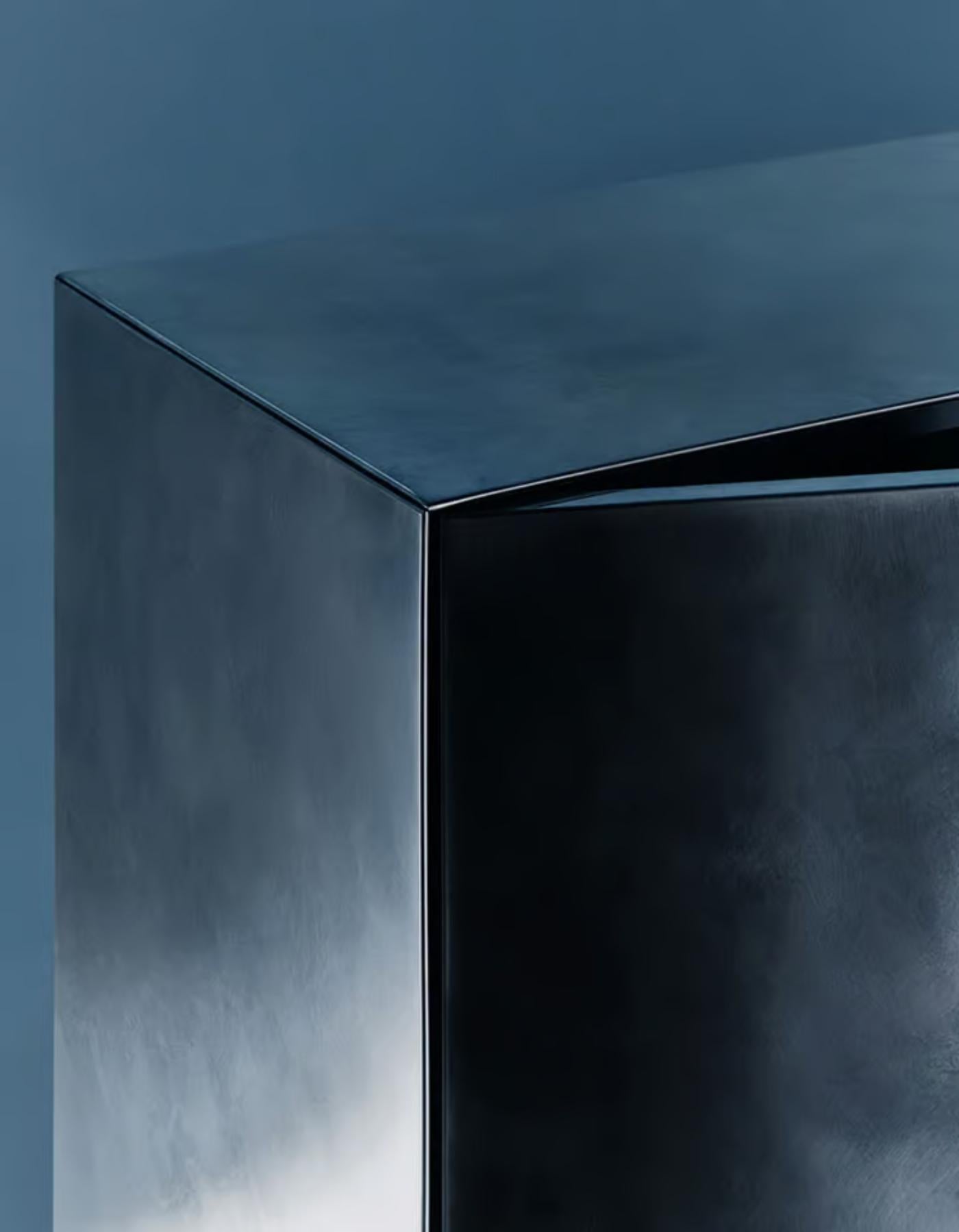https://a.1stdibscdn.com/decastelli-marea-cabinet-in-iridium-finish-by-zanellato-bortotto-for-sale-picture-3/f_16392/f_457937621752057222173/De_Castelli_Iridium_Edition_Photo_Mattia_Balsamini_26_master.jpg