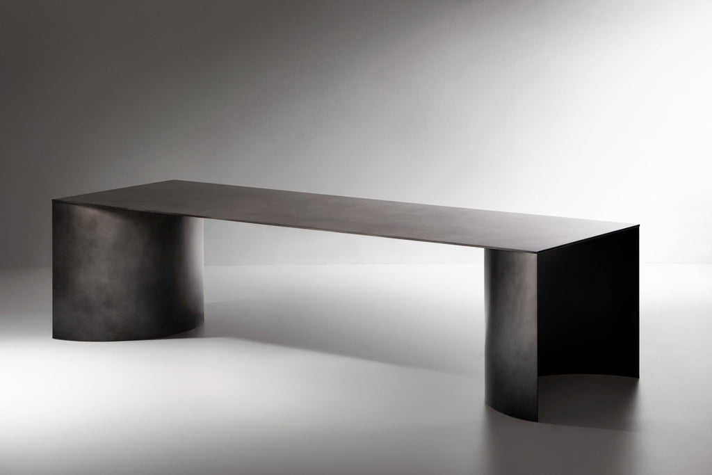 https://a.1stdibscdn.com/plateaux-of-mirror-table-by-de-castelli-for-sale-picture-3/f_12192/f_406020021720803609481/De_Castelli_Plateaux_of_mirror_Design_Elisa_Ossino_Ph_Alberto_Parise_1_master.jpg