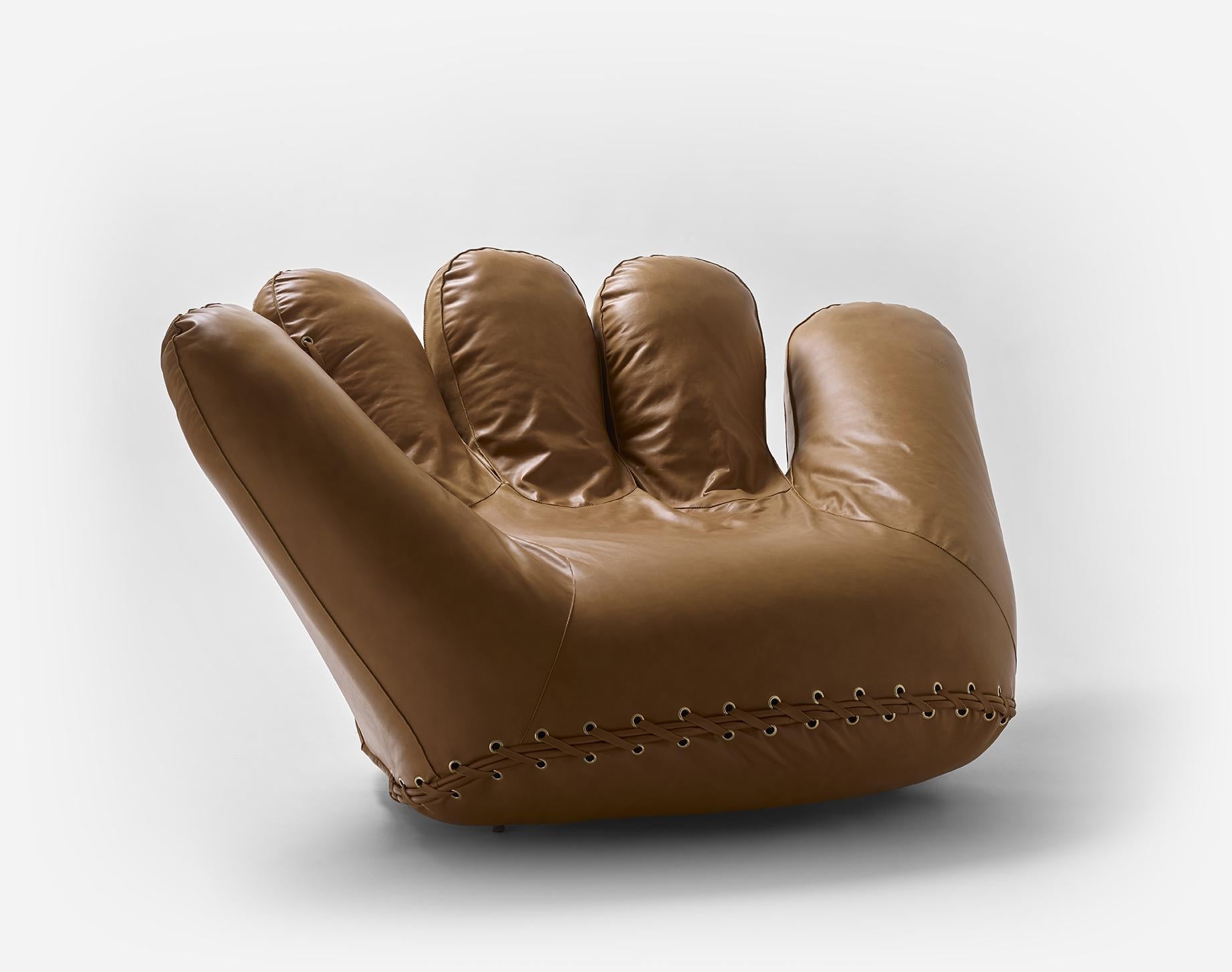 https://a.1stdibscdn.com/leather-joe-chair-designed-by-de-pas-durbino-lomazzi-for-poltronova-italy-for-sale-picture-6/f_29363/f_239555521622292652701/De_Pas_D_Urbino_Lomazzi_Joe_armchair_Centro_Studi_Poltronova_08S_master.jpg