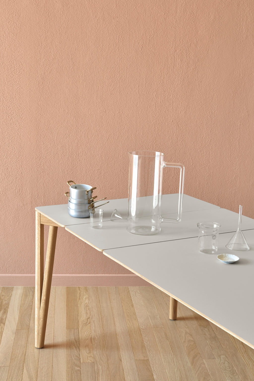 https://a.1stdibscdn.com/decapo-extendible-table-in-black-aniline-base-by-francesco-beghetto-for-sale-picture-6/12330573/f_178224321580815015507/Decapo_Table_5_master.jpg