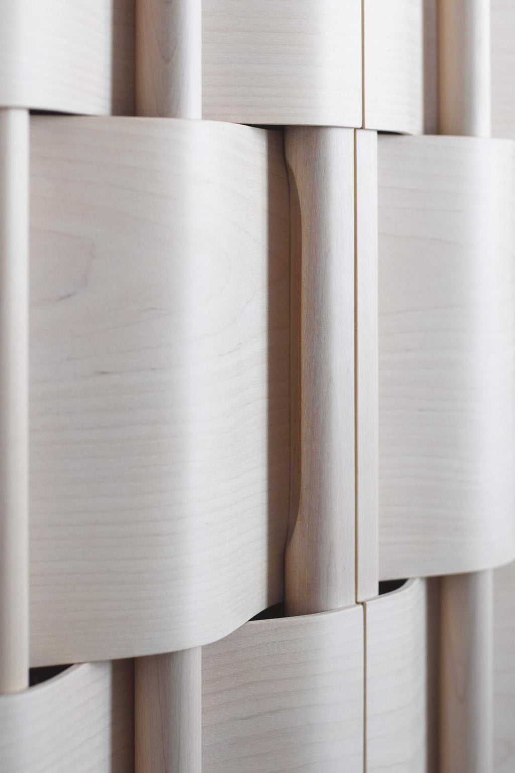 https://a.1stdibscdn.com/credenza-from-ringvide-solid-birch-or-oak-wood-and-veneer-scandinavian-for-sale-picture-10/f_32901/f_141883421553789119097/Detail_WN_handle_master.jpg