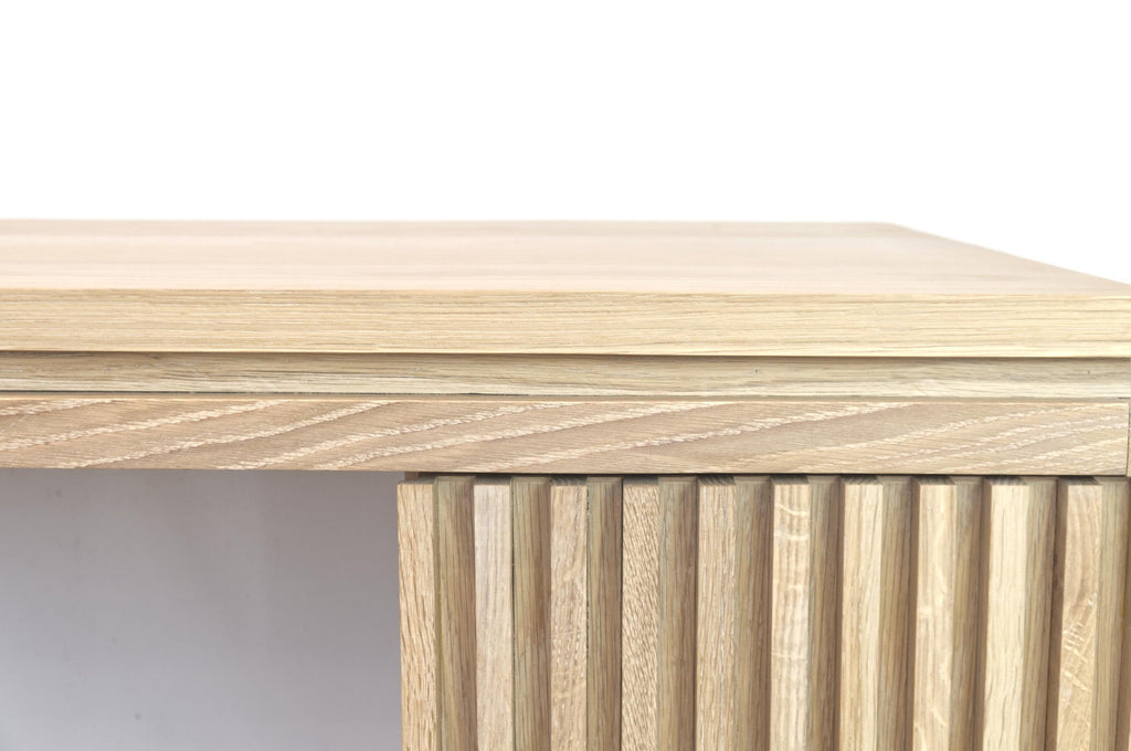 https://a.1stdibscdn.com/white-oak-worth-worth-table-slatted-for-sale-picture-3/f_55692/f_321182221673211528858/Detail_master.jpg
