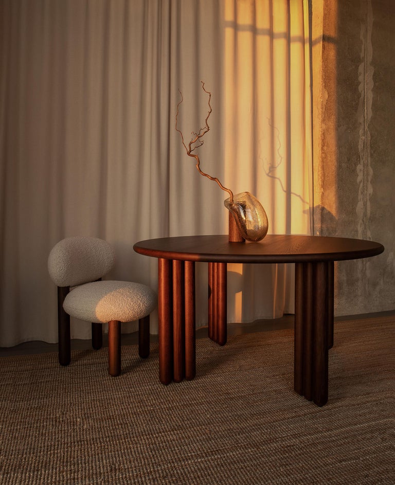 https://a.1stdibscdn.com/dining-table-flock-made-of-ash-wood-d140-cm-by-noom-for-sale-picture-4/f_42321/f_421213821730412263099/Dining_Table_Flock_11__master.jpg?width=768