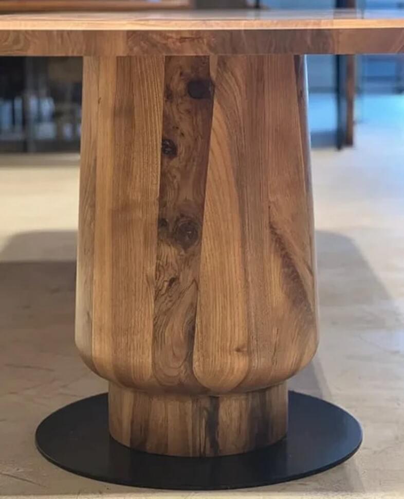 https://a.1stdibscdn.com/macif-dining-table-for-sale-picture-4/f_96082/f_452374021748549536536/Dining_Table_Legs_1__master.jpg