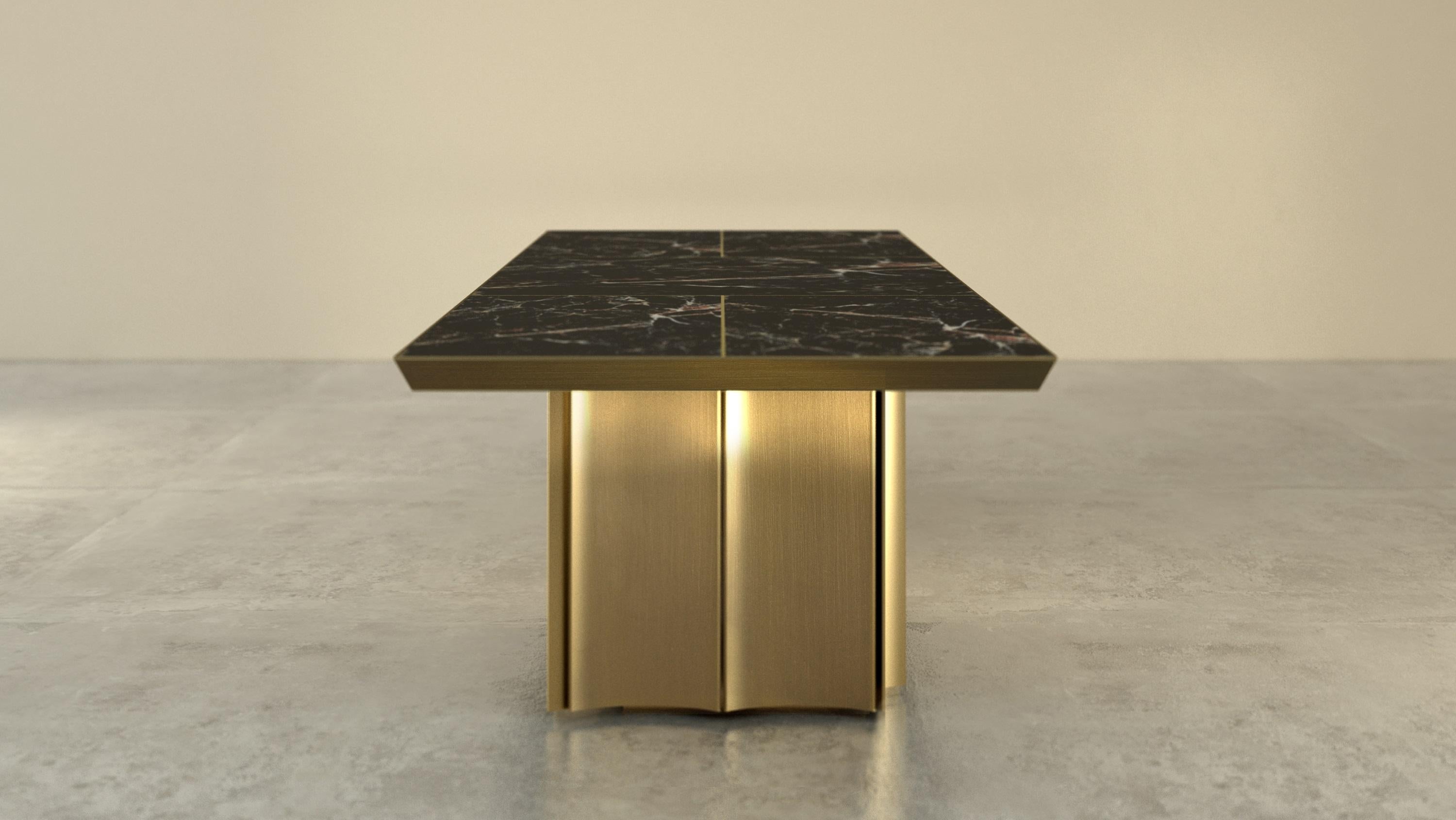 https://a.1stdibscdn.com/giovannozzi-home-dining-table-waves-marble-and-metal-brass-finish-for-sale-picture-5/f_56062/f_224671721613050886463/Dining_Table_Waves_3_master.jpg