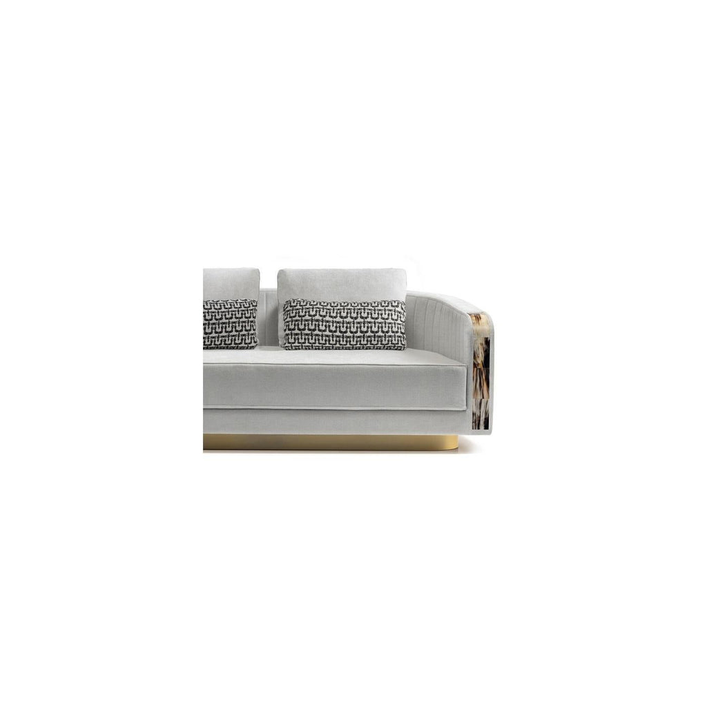 https://a.1stdibscdn.com/afrodite-three-seater-sofa-in-belsuede-fabric-horn-wood-by-arcahorn-for-sale-picture-5/f_12192/f_492790021773847671988/Divani_e_sedute_Afrodite_divano_con_braccioli_in_corno_Arcahornaa_master.jpg