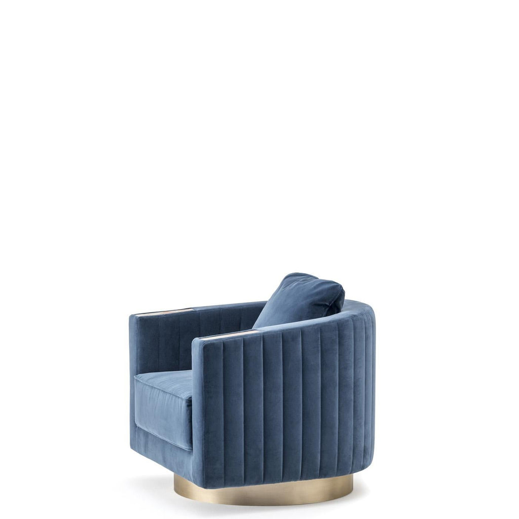 https://a.1stdibscdn.com/rachele-swivel-armchair-in-lario-velvet-horn-satin-brass-wood-by-arcahorn-for-sale-picture-5/f_12192/f_492666621773769397923/Divani_e_sedute_Rachele_poltrona_con_dettagli_in_corno_6040_Arcahorn_4_master.jpg