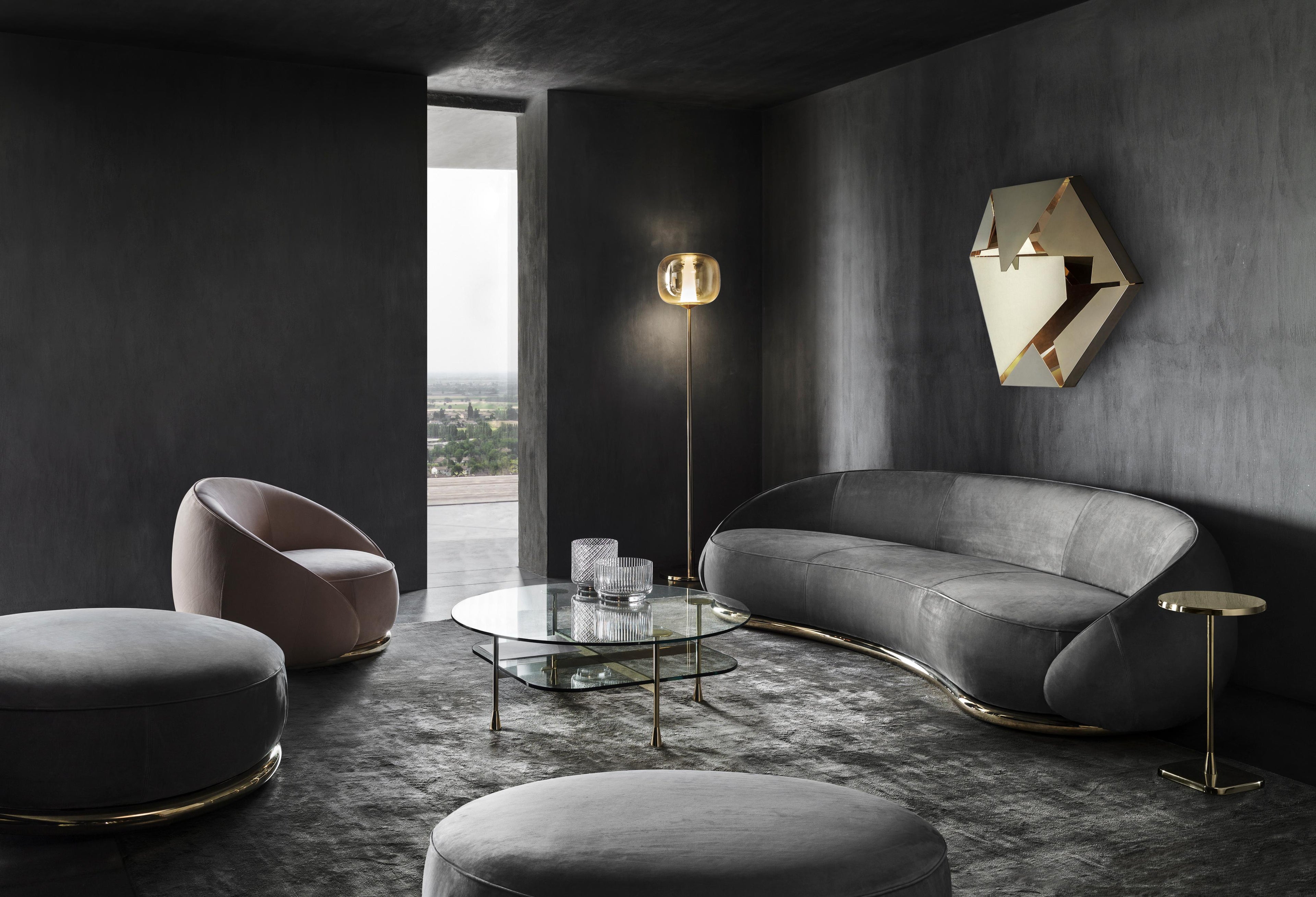 https://a.1stdibscdn.com/abbracci-sofa-3-seater-in-brown-leather-with-brown-burnished-brass-legs-for-sale-picture-4/22569652/f_236802521620386933983/Divano_abbracci_front106595_SGmod_1__master.jpg